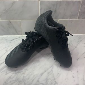 Soccer cleats, boys size 10.5 (little boys) ⚽️